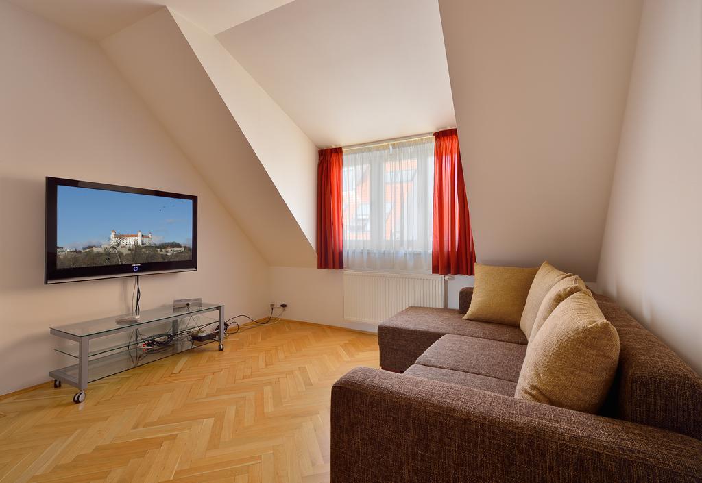 Ambiente Serviced Apartments - Tallerova Bratislava Room photo